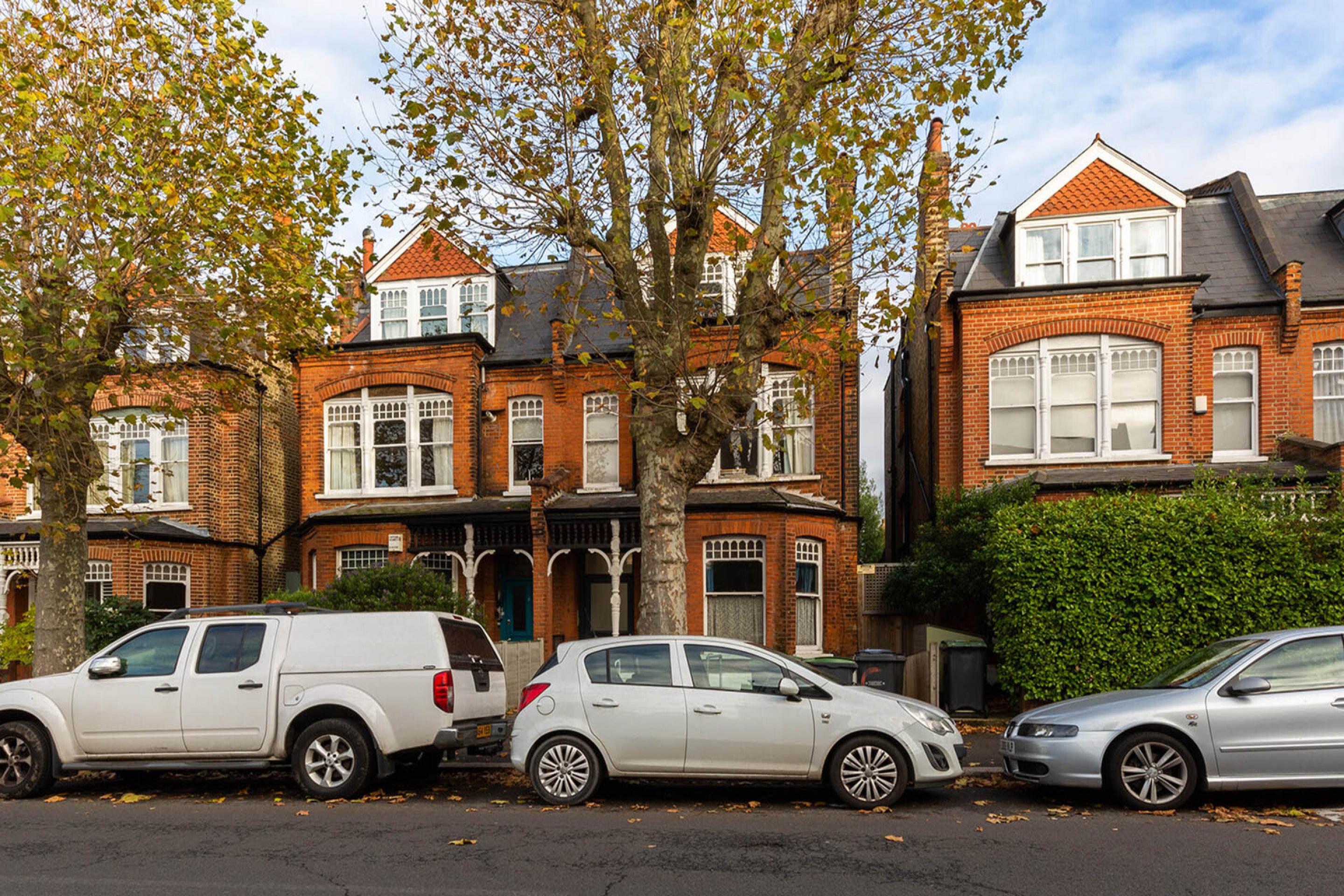 homely 2 bedroom property set within a beautiful period conversion Tetherdown , Muswell Hill  n10